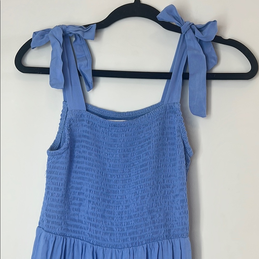 NWOT Maurices Women’s Blue Pleated Maxi‎ Dress with Floral Detail Size Small - Picture 3 of 4